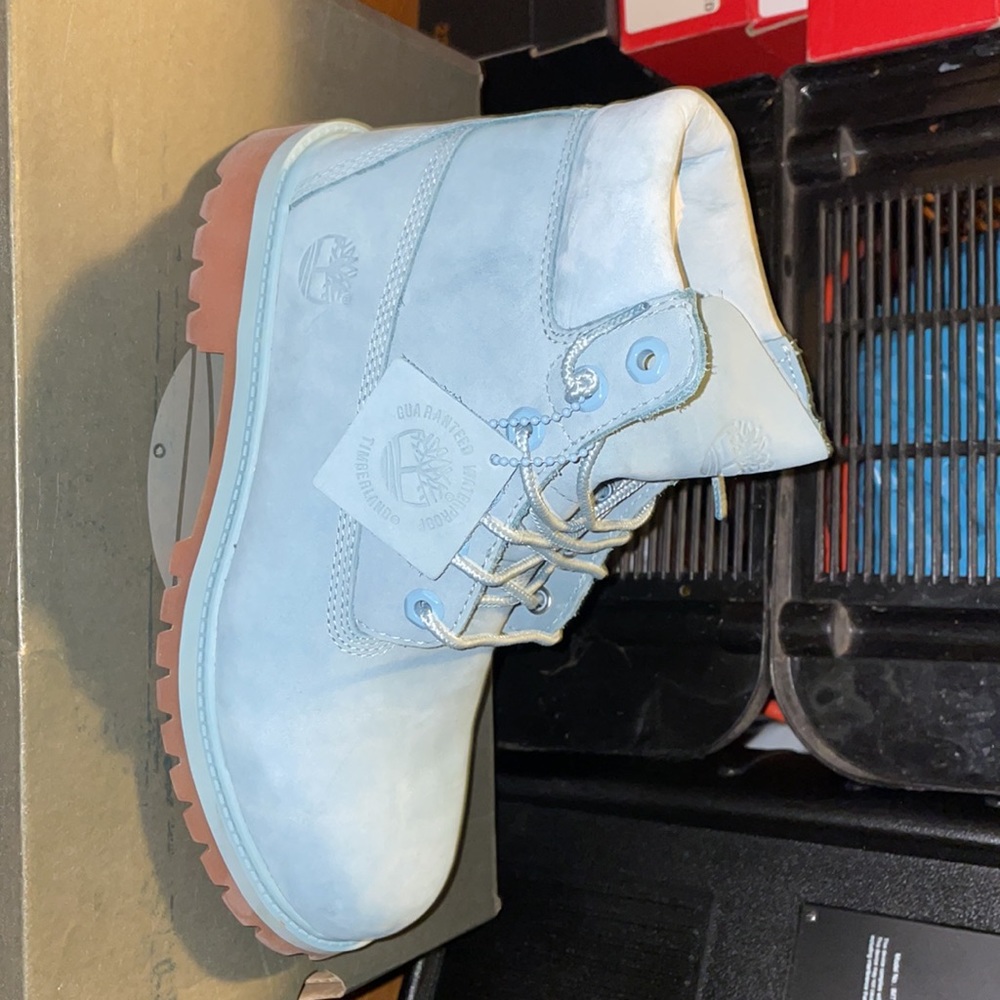 Timberlands - Picture 2 of 2